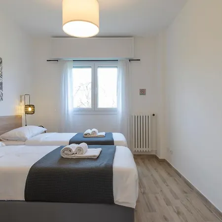 Apartment Metro Line 1 Free Parking