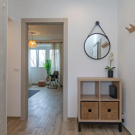 Metro Line 1 Free Parking Apartment Milan