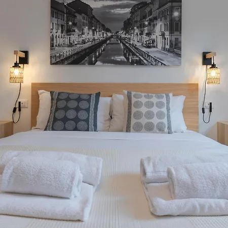 Metro Line 1 Free Parking Apartment